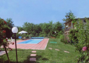 Отель Hotel The Marquee, Кастельнуово Ди Гарфаньяна